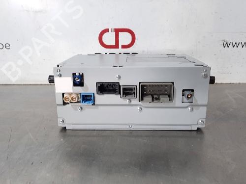Used Radio VOLVO V60 I (155) 1.6 DRIVe (114 hp) 15016424