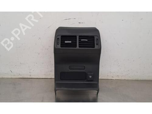 Used Air vent Air vent LAND ROVER RANGE ROVER VELAR (L560) 3.0 D300 MHEV 4x4 (300 hp) 33743796 33743796