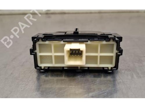 Switch TOYOTA COROLLA Estate (_E21_) 1.8 Hybrid (ZWE211W) | BP39230576I30 - Image 2