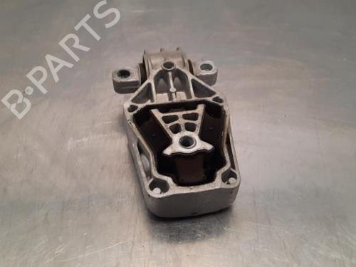Engine mount MERCEDES-BENZ GLA-CLASS (X156) GLA 200 CDI / d (156.908) | BP23587192M89 