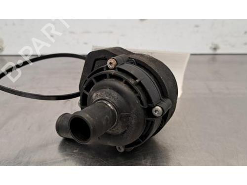 Used Auxiliary water pump Auxiliary water pump MERCEDES-BENZ C-CLASS (W205) C 220 BlueTEC / d (205.002, 205.004) (170 hp) 33927794 33927794