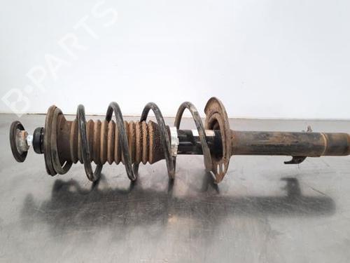 Used Right front shock absorber TOYOTA AYGO (_B1_) 1.0 (KGB10_, KGB10R) (68 hp) 18236555