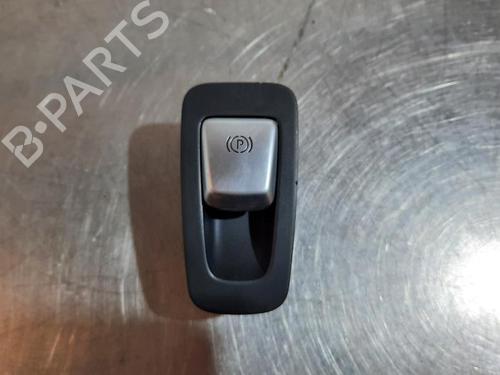 Switch MERCEDES-BENZ C-CLASS (W205) C 450 AMG 4-matic (205.064) | BP23642291I30 