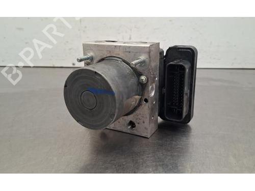 Used ABS pump ABS pump RENAULT MASTER III Van (FV) 2.3 dCi 135 FWD (FV0N, FV08, FV06, FV00, FV1S) (136 hp) 36657401 36657401