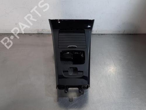 Used Middle console Middle console MERCEDES-BENZ A-CLASS (W177) A 200 (177.087) (163 hp) 40552531 40552531