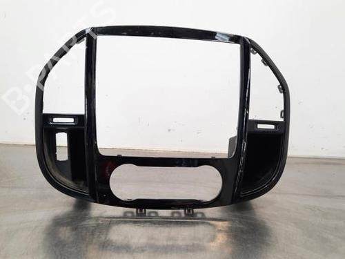 BP19632562O1 main image