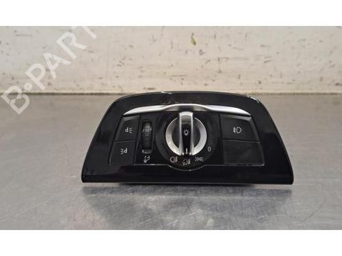 Interruttore luci Interruttore luci BMW 5 Touring (G31) 518 d Mild-Hybrid (150 hp) 37498972 37498972