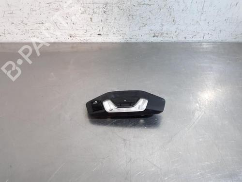 Innerbelysning BMW 1 (F40) 116 d (116 hp) 30530613