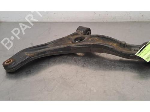 Used Right front suspension arm RENAULT MASTER III Van (FV) 2.3 dCi 135 FWD (FV0N, FV08, FV06, FV00, FV1S) (136 hp) 29871899