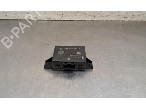 Used Electronic module Electronic module PORSCHE MACAN (95B) 3.0 S Diesel (258 hp) 40025673 40025673