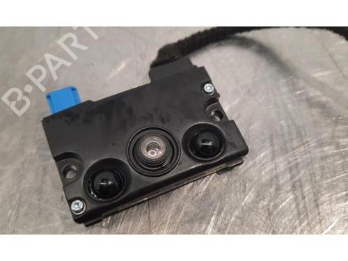 Camera TESLA MODEL Y (5YJY) Long Range All-wheel Drive | BP23618596E14 