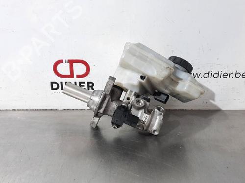 Used Brake master cylinder SKODA OCTAVIA III Combi (5E5, 5E6) 1.6 TDI (115 hp) 10875193