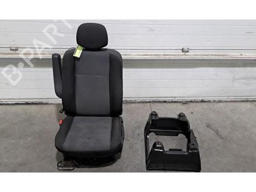 Used Left front seat NISSAN INTERSTAR Van (X62B) dCi 150 (150 hp) 31178938