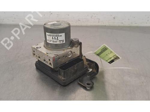 Used ABS pump HYUNDAI TUCSON (TL, TLE) 1.7 CRDi (116 hp) 30046885
