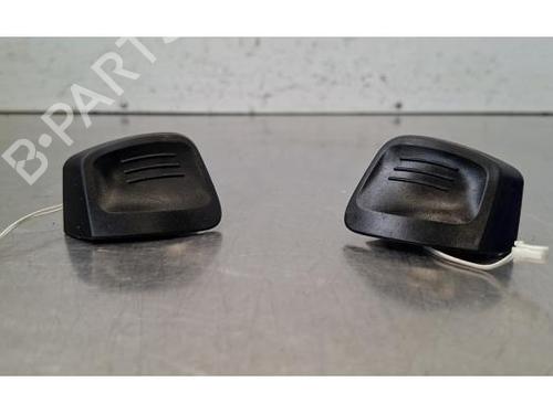 Used Steering wheel controls Steering wheel controls VW GOLF VIII Variant (CG5, DB5) 1.0 TSI (110 hp) 39732302 39732302
