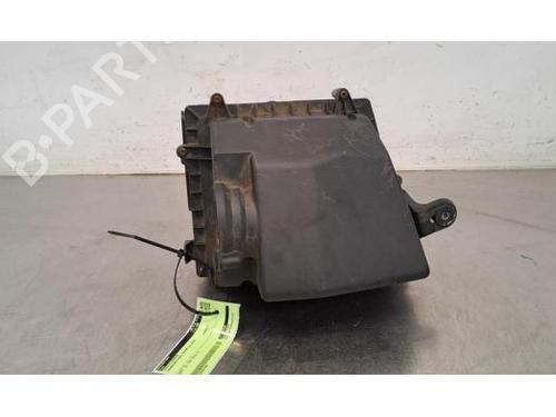 Used Air filter box LAND ROVER RANGE ROVER VELAR (L560) 3.0 D300 SDV6 4x4 (300 hp) 28092215