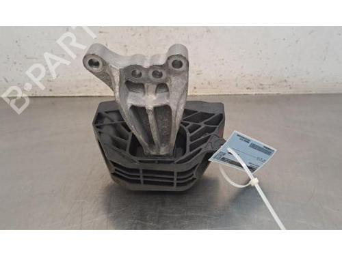 Used Engine mount Engine mount PEUGEOT 208 II (UB_, UP_, UW_, UJ_) 1.2 PureTech 75 (75 hp) 36772585 36772585