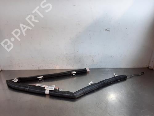 Used Left curtain airbag OPEL GRANDLAND / GRANDLAND X (A18, P1UO) 1.5 Turbo D (75) (131 hp) 15793561