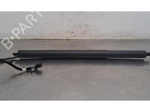 Used Electronic module Electronic module SKODA SUPERB IV (NZ3) 2.0 TDi 4x4 (193 hp) 36757636 36757636