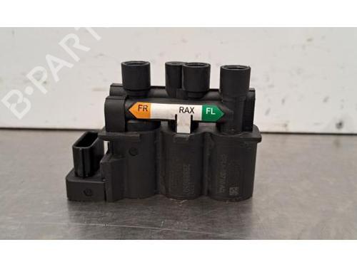 Elektronisk modul LAND ROVER RANGE ROVER SPORT II (L494) 3.0 SDV6 4x4 | BP30501336M83