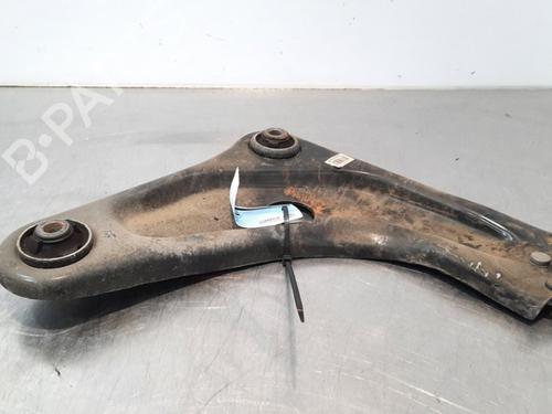 Used Right front suspension arm CITROËN C4 CACTUS 1.2 PureTech 130 (131 hp) 11728223