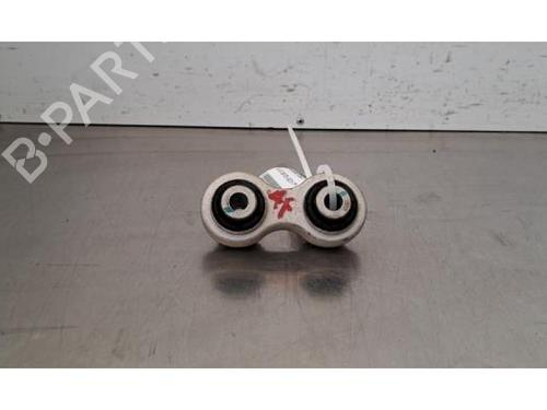 right-rear-suspension-arm-mg-mg-zs-suv-azs1-2017-38181134 main image