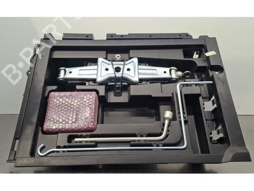 Used Jack Kit Jack Kit LEXUS RX (_L2_) 450h AWD (GYL25_, GYL26_, GYL25, GYL26, GYL25R, GYL26R) (313 hp) 33307376 33307376