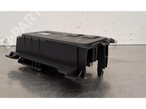 Switch NISSAN X-TRAIL IV (T33) 1.5 VC-T e-Power | BP32510854I30