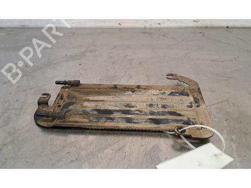 Oliekøler NISSAN PRIMASTAR Van (X82) 2.0 dCi 150 | BP24296671M33