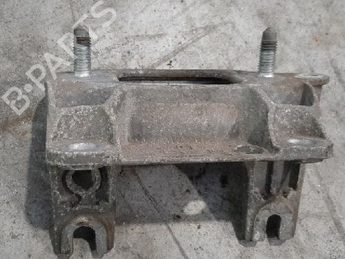 Used Engine mount RENAULT TWINGO III (BCM_, BCA_) 1.0 SCe 70 (71 hp) 10872103