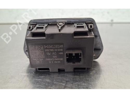 Headlight switch VW GOLF VIII (CD1, DA1) 1.5 eHybrid | BP40240631I24 - Image 2