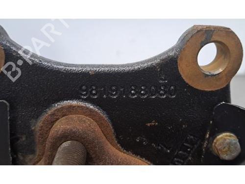 Achsschenkel links hinten DS DS 7 Crossback (J4_, JR_, JC_) E-TENSE 4x4 (J45GBU) | BP30381468M27