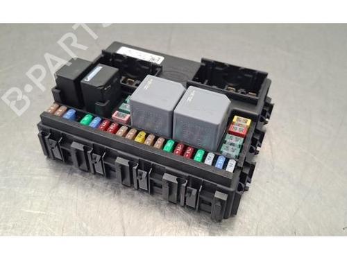 Fuse box LAND ROVER DEFENDER Station Wagon (L663) D200 MHEV 4x4 | BP40517656E1 - Image 4