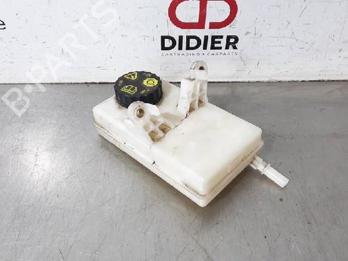 Used Brake fluid reservoir CITROËN BERLINGO Box Body/MPV (B9) 1.6 HDi / BlueHDi 75 (75 hp) 15016254