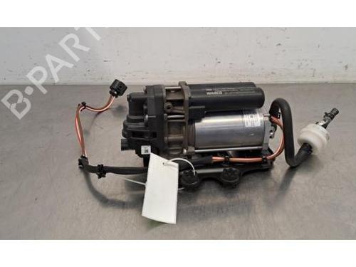 Used Suspension compressor AUDI E-TRON (GEN) S quattro (503 hp) 29881609