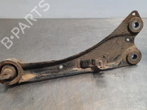 Right rear suspension arm TOYOTA AURIS Estate (_E18_) 1.3 Dual-VVTi (NRE180_) | BP18236973M15 
