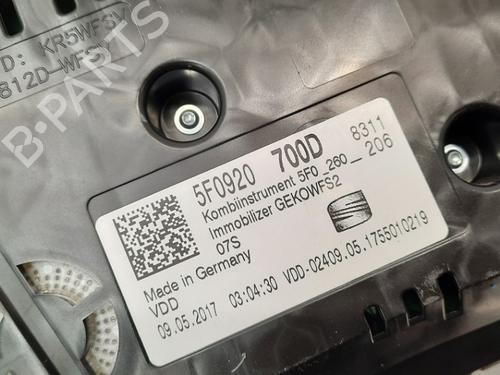 Used Instrument cluster SEAT LEON ST (5F8) 1.2 TSI (110 hp) 15041495