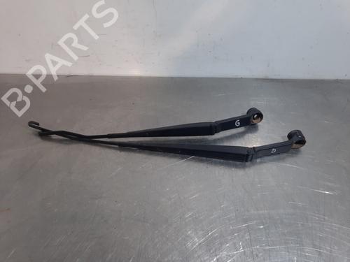 Used Front windshield wiper arm MITSUBISHI MIRAGE / SPACE STAR VI Hatchback (A0_A) 1.2 (A03A) (80 hp) 17112084