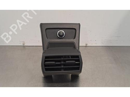 Used Air vent AUDI A3 Sportback (8YA, 8YF) 30 TDI (116 hp) 32150343