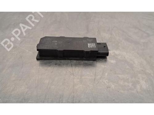 Electronic module AUDI A3 Limousine (8YS, 8YM) 30 TFSI Mild Hybrid | BP29879579M83