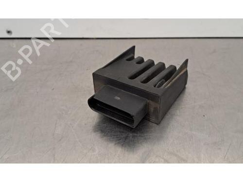 Used Electronic module AUDI A3 Limousine (8YS, 8YM) 35 TDI (150 hp) 30806859