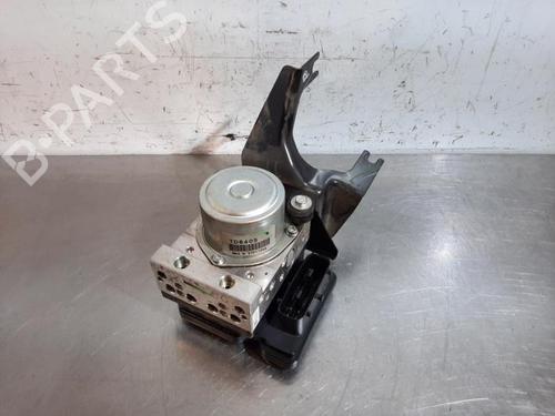 Used ABS pump NISSAN JUKE (F15) 1.6 DIG-T NISMO (200 hp) 19649675