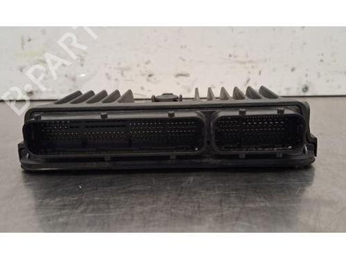 Calculateur moteur (ecu) TOYOTA YARIS CROSS (MXP_) 1.5 Hybrid (MXPJ10) | BP30806587M57