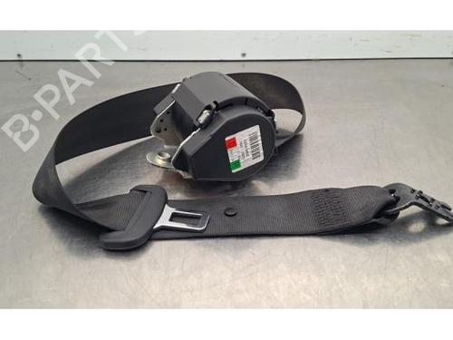 Højre bagtil seleforstrammer AUDI A3 Limousine (8VS, 8VM) 1.6 TDI (115 hp) 31691987