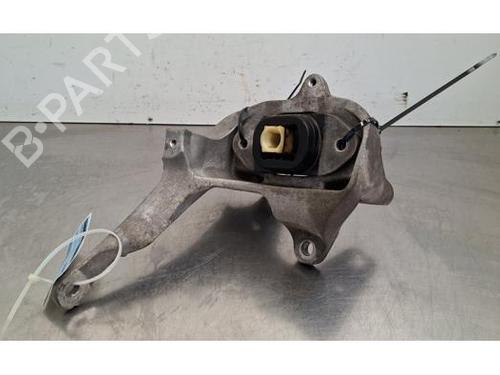 Used Engine mount Engine mount MERCEDES-BENZ VITO Van (W447) 110 CDI (447.601, 447.603, 447.605) (102 hp) 35315106 35315106