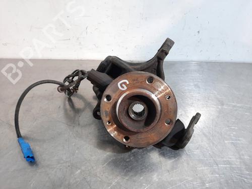 Used Left front steering knuckle CITROËN C4 CACTUS 1.2 THP 110 (110 hp) 15912939