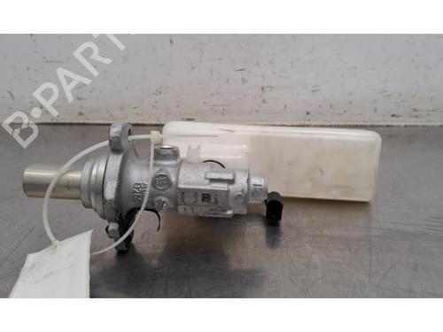 Brake master cylinder AUDI Q4 E-TRON SUV (F4B) 35 | BP35777893M77 - Image 3