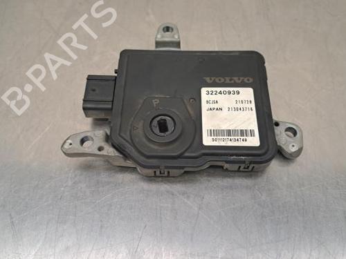 Gearkassestyreenhed VOLVO V60 II (225) B5 Mild-Hybrid AWD | BP19576337M52 
