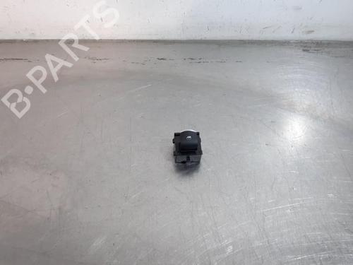 switch-alfa-romeo-giulia-952_-2015-33277753 main image