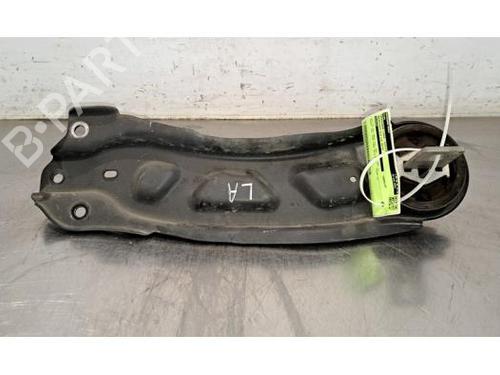 Used Left rear suspension arm MERCEDES-BENZ CLA Coupe (C117) CLA 200 (117.343) (156 hp) 26014140